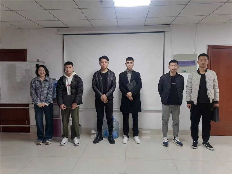 華礦集團(tuán)2023年第二屆拜師儀式成功舉行！